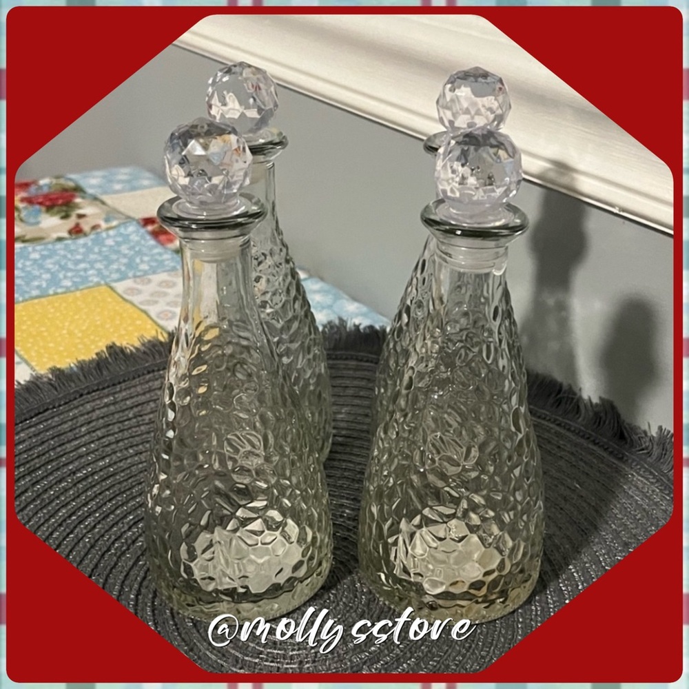 🌺 New Greenbrier International, Inc. Clear Glass Cruet / Syrup Bottle, Set of 4